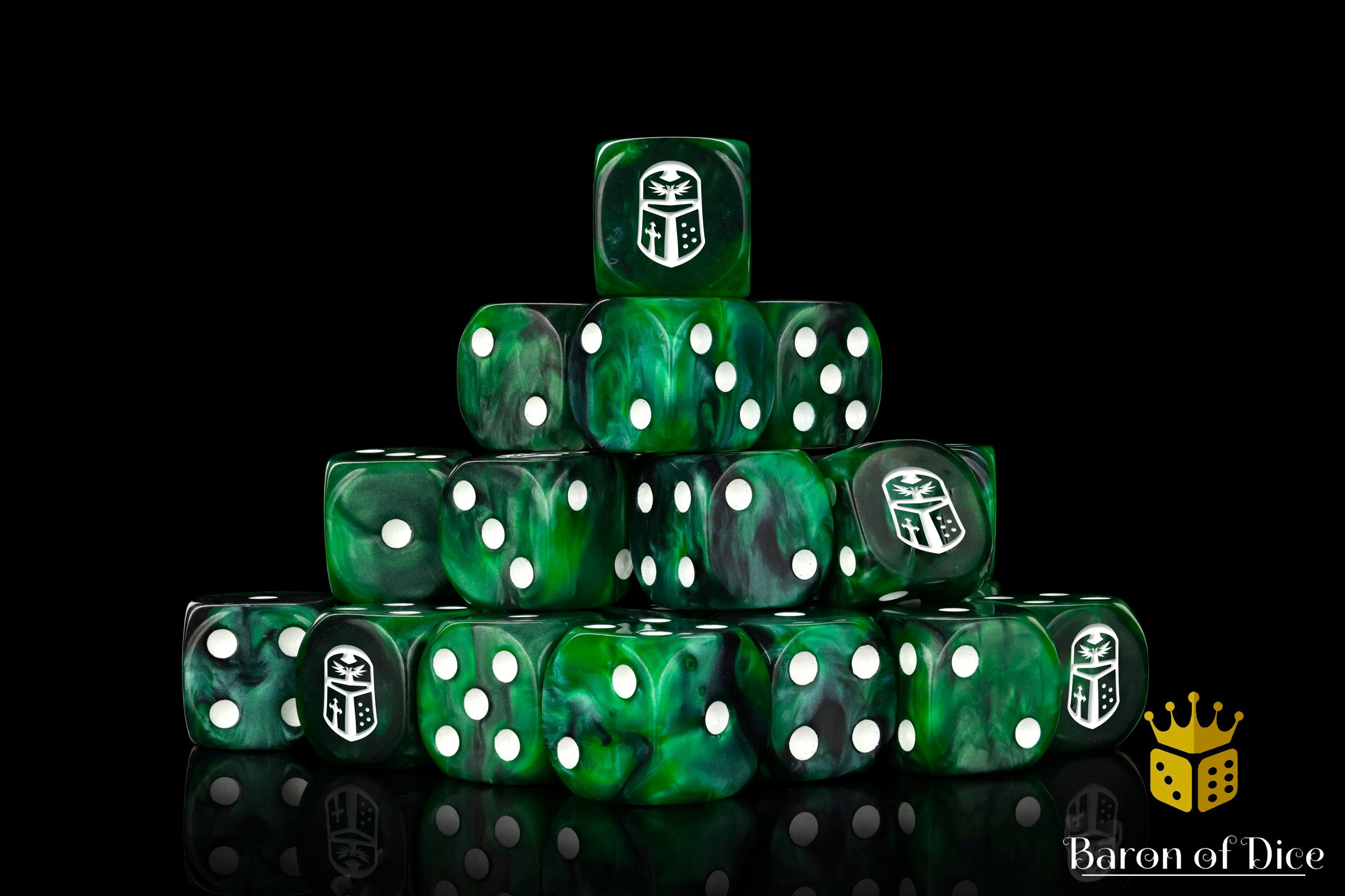 Imperial Helm 16mm Dice - Green – BaronOfDice