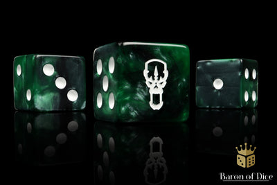Tainted Knight, Green 16mm Dice